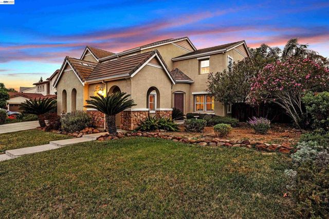 1869 Tarragon Dr, Brentwood, CA 94513