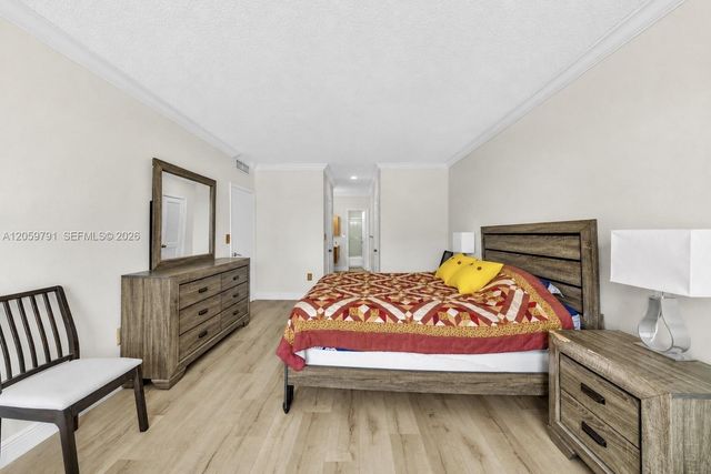 1985 S ocean dr 6p, Hallandale Beach, FL 33009
