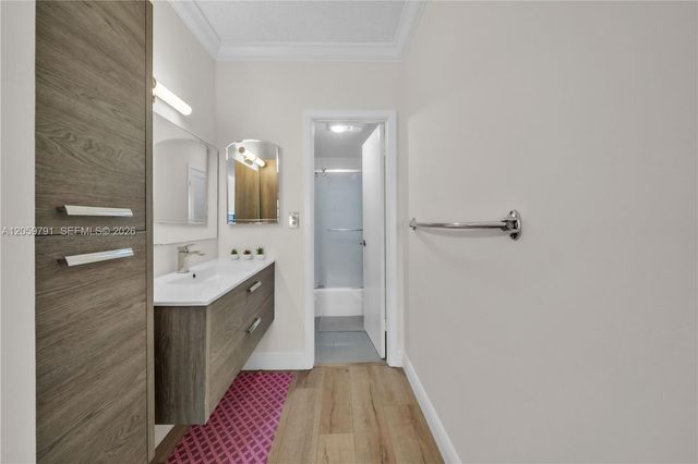1985 S ocean dr 6p, Hallandale Beach, FL 33009