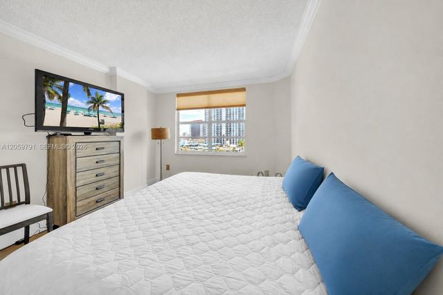 1985 S ocean dr 6p, Hallandale Beach, FL 33009