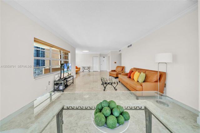 1985 S ocean dr 6p, Hallandale Beach, FL 33009