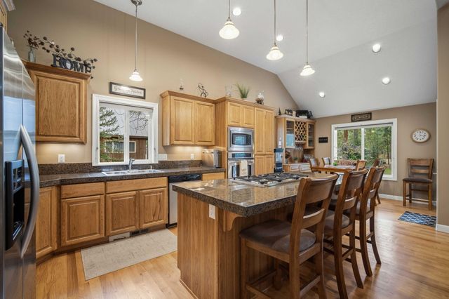 14234 Whitewater Loop, La Pine, OR 97739