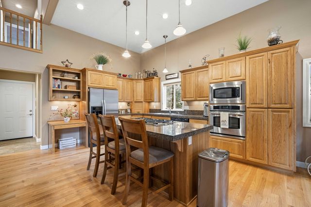 14234 Whitewater Loop, La Pine, OR 97739
