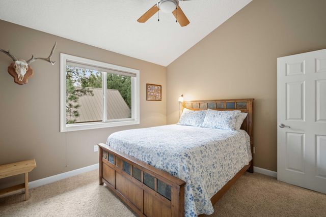 14234 Whitewater Loop, La Pine, OR 97739