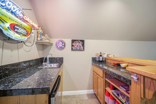 14234 Whitewater Loop, La Pine, OR 97739