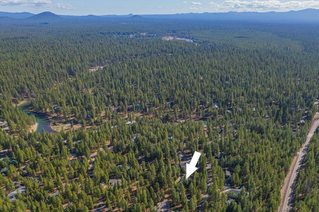 14234 Whitewater Loop, La Pine, OR 97739