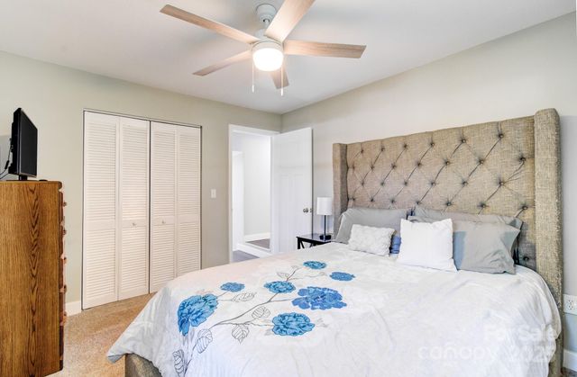 51 Alfson Circle, Hendersonville, NC 28792