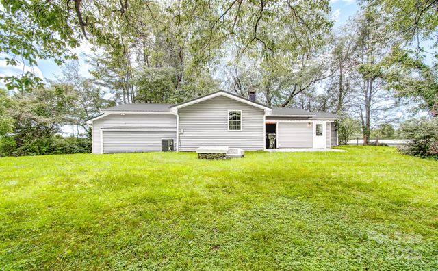 51 Alfson Circle, Hendersonville, NC 28792