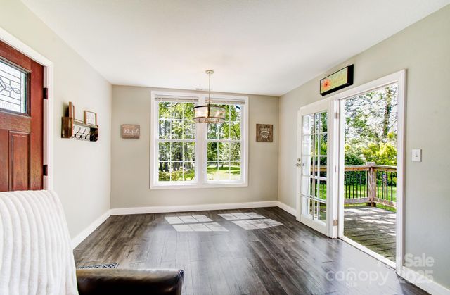 51 Alfson Circle, Hendersonville, NC 28792