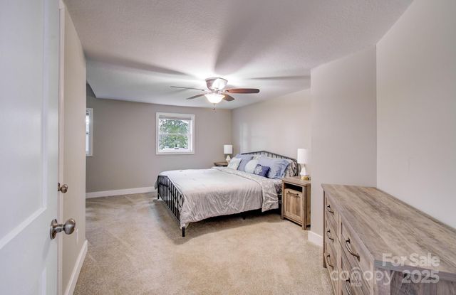 51 Alfson Circle, Hendersonville, NC 28792