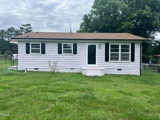 1851 S Clearview Drive, Henderson, NC 27536