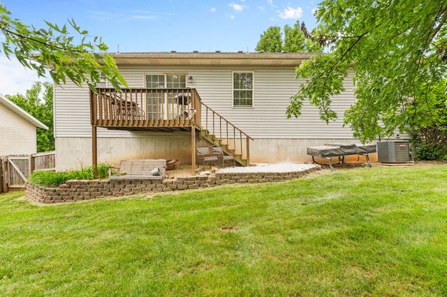2604 S Lotus Street, Ozark, MO 65721