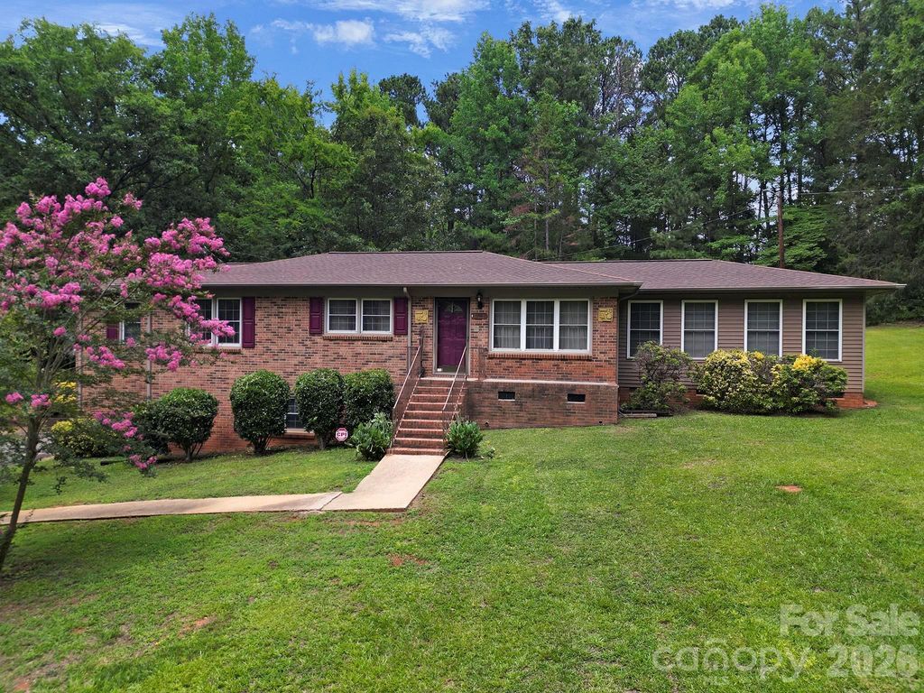 2171 Emma Circle, Lancaster, SC 29720