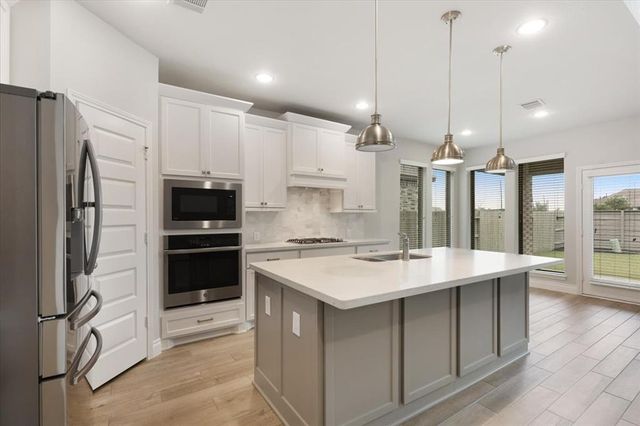 4718 Hickory Hill Lane, Manvel, TX 77578