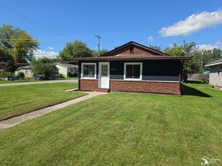 3451 Parkwood Avenue, Frenchtown Twp, MI 48162
