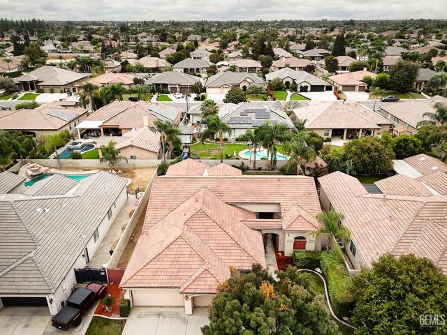 13417 Hinault Drive, Bakersfield, CA 93314