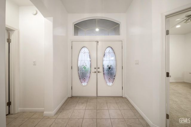 13417 Hinault Drive, Bakersfield, CA 93314