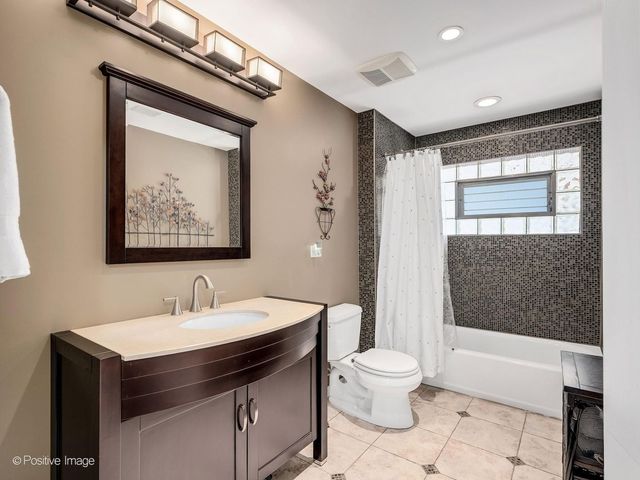 7N136 Briargate Terrace, Medinah, IL 60157