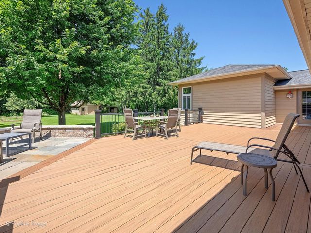7N136 Briargate Terrace, Medinah, IL 60157