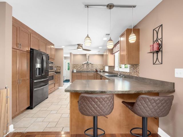7N136 Briargate Terrace, Medinah, IL 60157