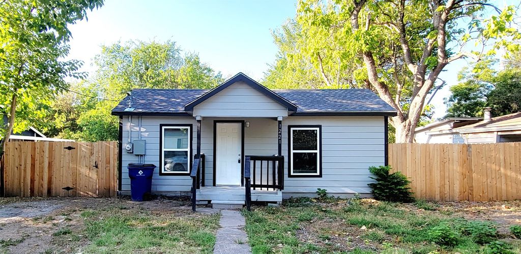 17 SFR Portfolio Package Street, Greenville, TX 75401