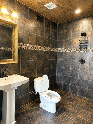 42 Leona Court, Scroggins, TX 75480