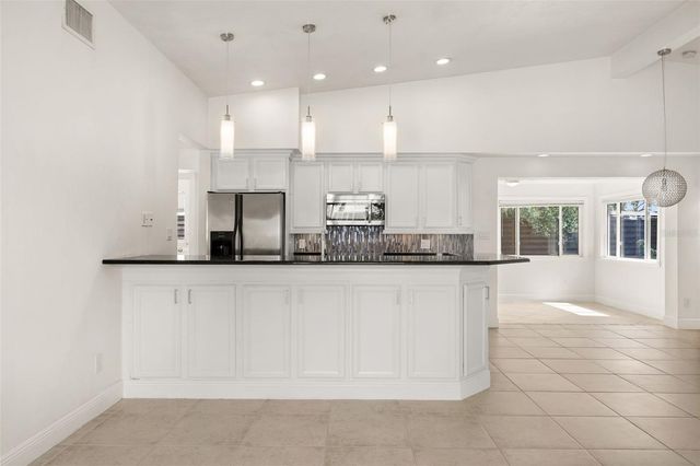 3317 BOUGAINVILLEA STREET, Sarasota, FL 34239