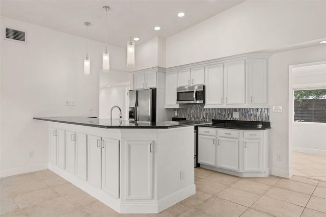 3317 BOUGAINVILLEA STREET, Sarasota, FL 34239