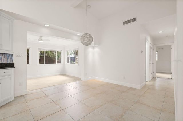 3317 BOUGAINVILLEA STREET, Sarasota, FL 34239