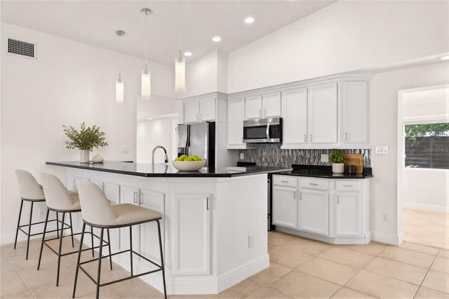 3317 BOUGAINVILLEA STREET, Sarasota, FL 34239