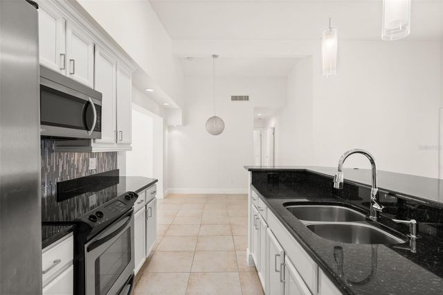 3317 BOUGAINVILLEA STREET, Sarasota, FL 34239