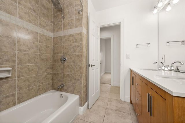 3317 BOUGAINVILLEA STREET, Sarasota, FL 34239