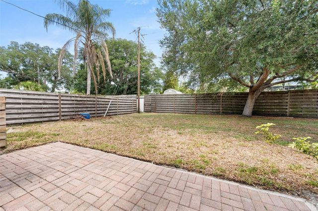 3317 BOUGAINVILLEA STREET, Sarasota, FL 34239