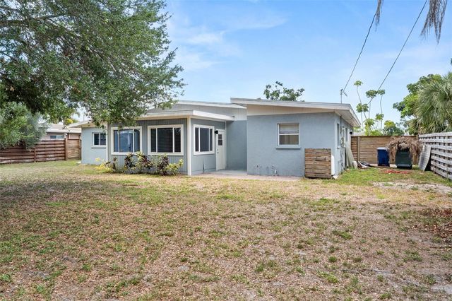 3317 BOUGAINVILLEA STREET, Sarasota, FL 34239