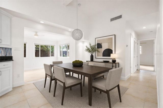 3317 BOUGAINVILLEA STREET, Sarasota, FL 34239