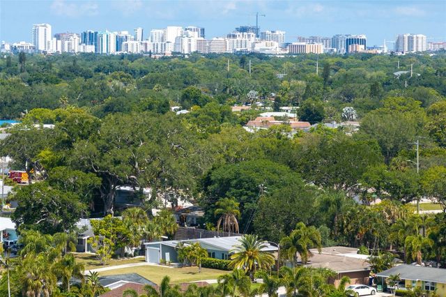 3317 BOUGAINVILLEA STREET, Sarasota, FL 34239
