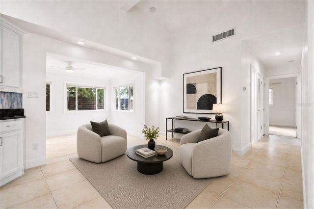 3317 BOUGAINVILLEA STREET, Sarasota, FL 34239
