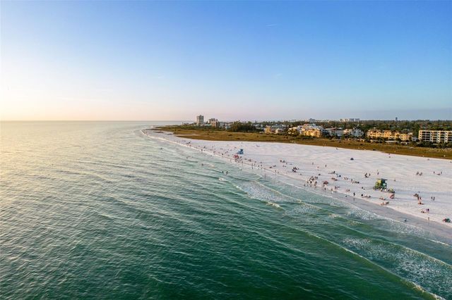 3317 BOUGAINVILLEA STREET, Sarasota, FL 34239