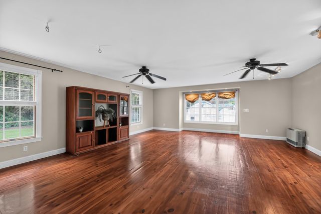 524 BEECH AVE, Laurel Springs, NJ 08021