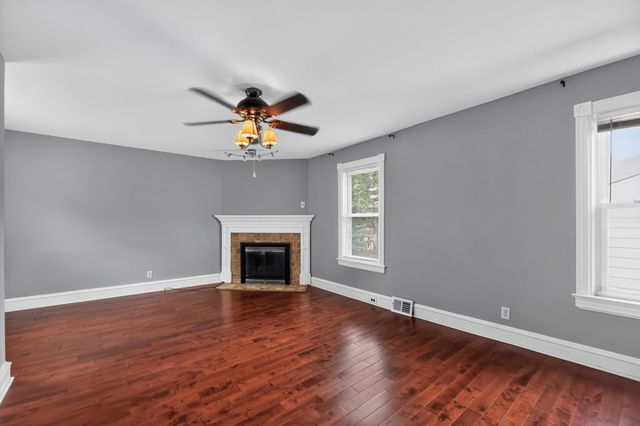 524 BEECH AVE, Laurel Springs, NJ 08021