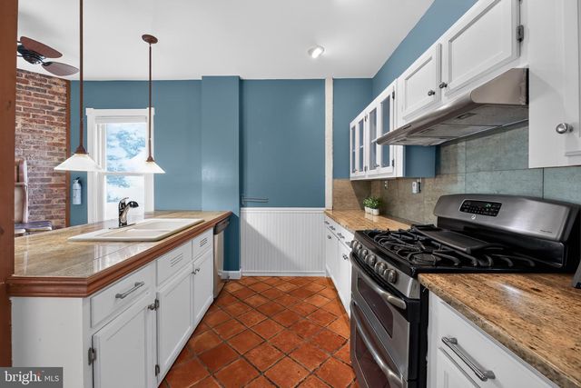 524 BEECH AVE, Laurel Springs, NJ 08021