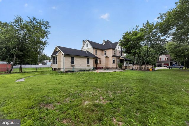 524 BEECH AVE, Laurel Springs, NJ 08021