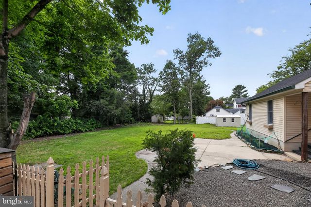 524 BEECH AVE, Laurel Springs, NJ 08021