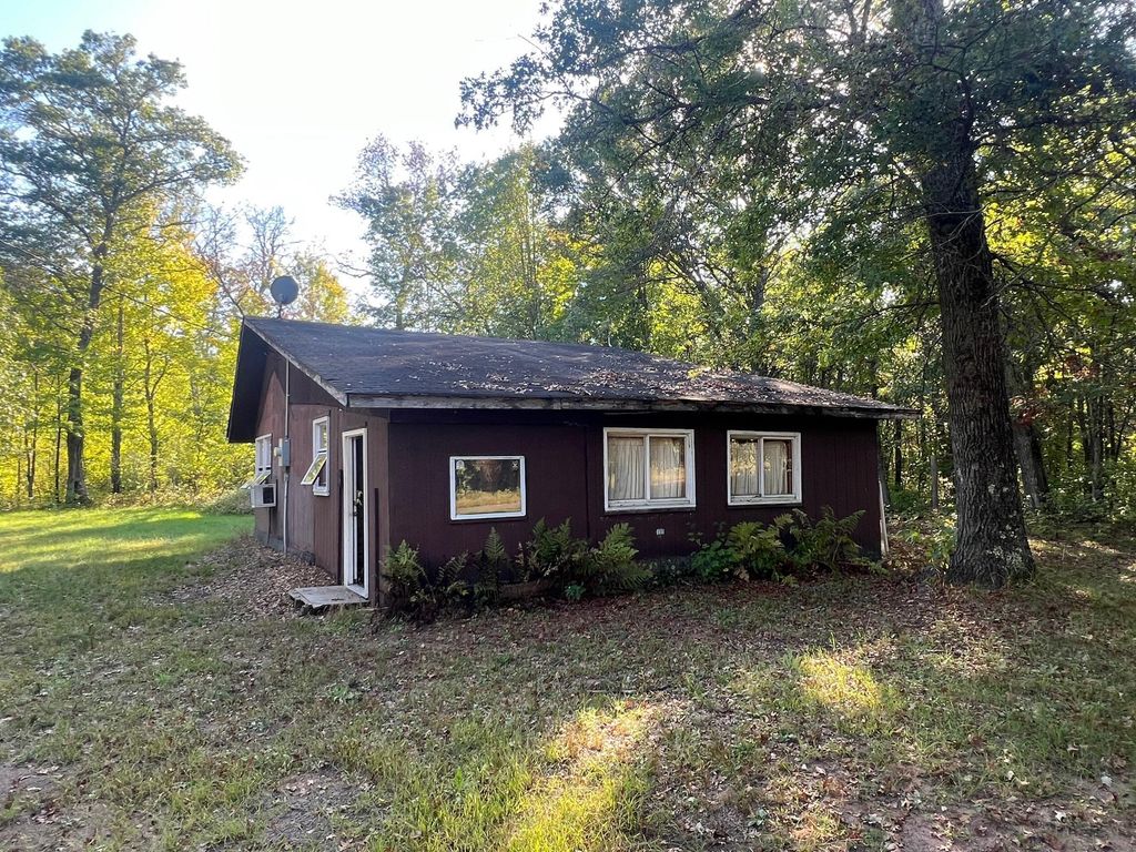 13643 Spaulding Road, Grantsburg, WI 54840