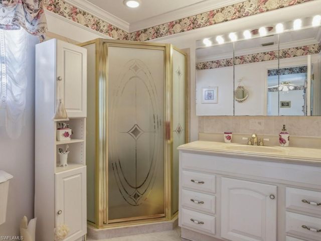 141 Pago Pago DR E, Naples, FL 34113