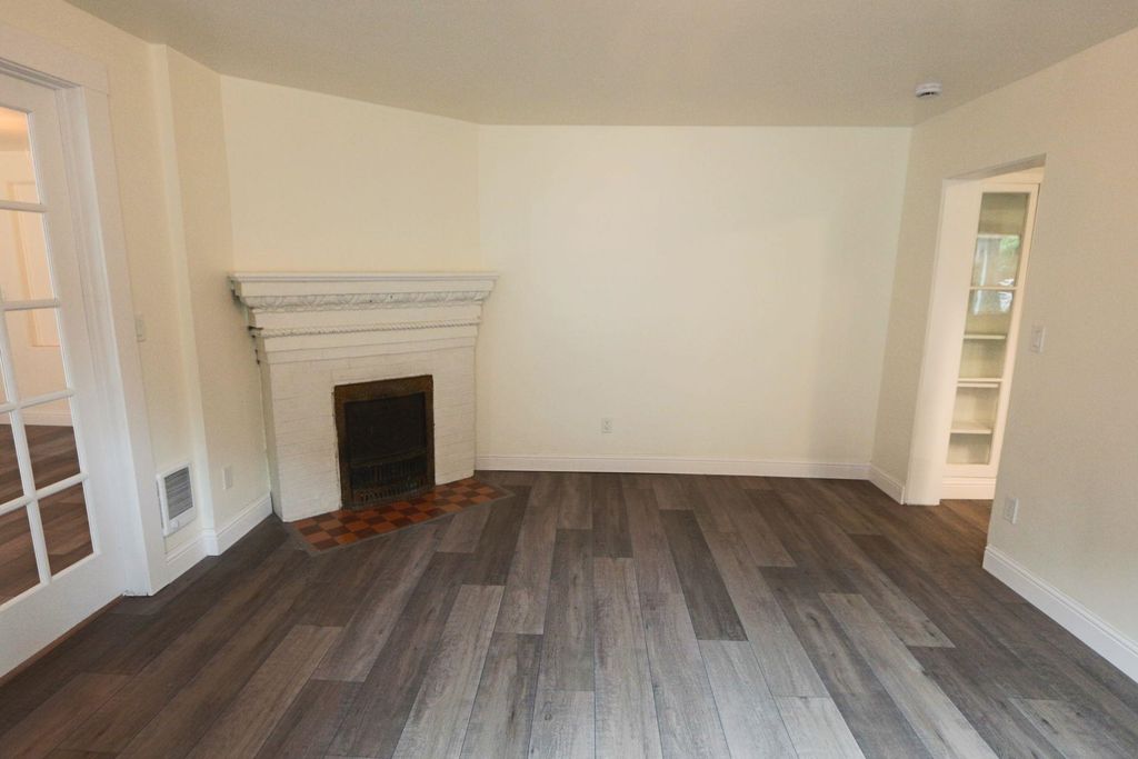 1818 W 10th Ave, Spokane, WA 99203 photo 2