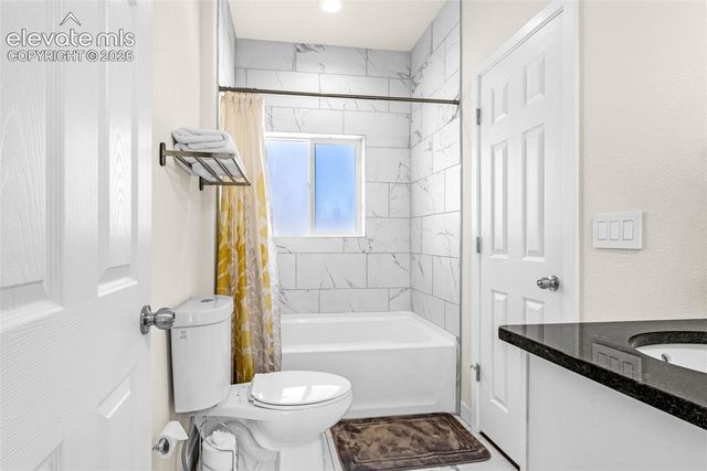 560 E Grace Avenue, Woodland Park, CO 80863