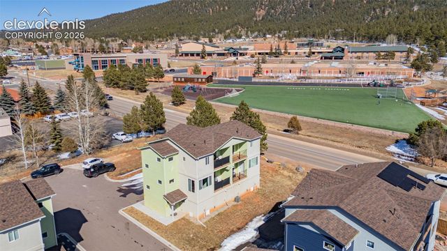 560 E Grace Avenue, Woodland Park, CO 80863