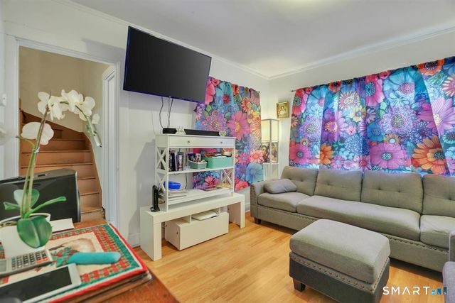 111 Madison Street, Waterbury, CT 06706