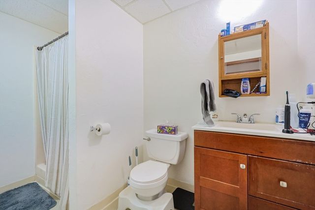 31-33 Leicester Street 2, Oxford, MA 01537